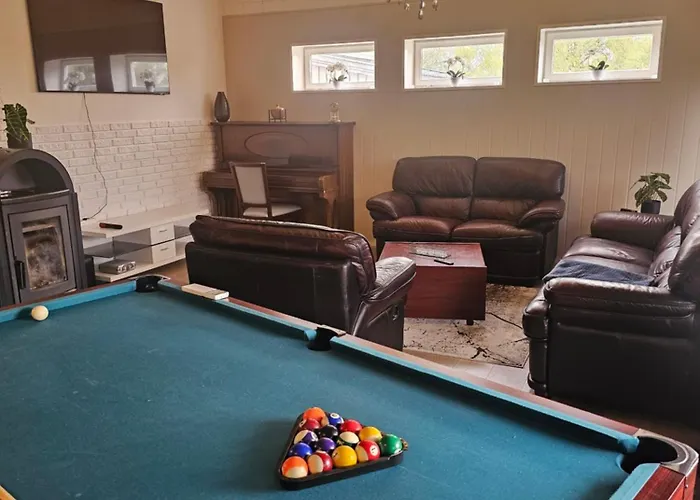 With Free Parking * Лиллештром